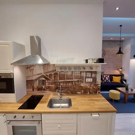 2 Separated Apts In 1 Price! Unique Downtown Views