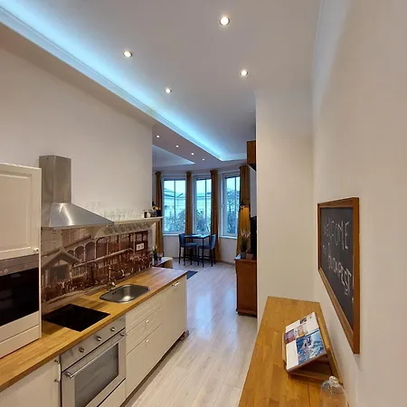 2 Separated Apts In 1 Price! Unique Downtown Views Apartament *