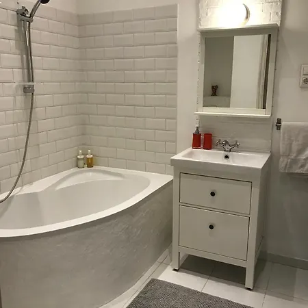 2 Separated Apts In 1 Price! Unique Downtown Views Apartament *